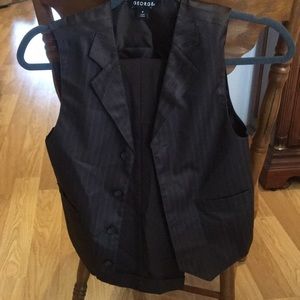 Boys size 8 dress suit, by George